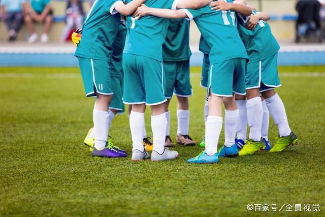 世体：西班牙8座大赛冠军的19粒进球里，巴萨系球员直接参与17粒